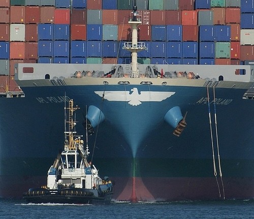 Container_ship_APL_Poland_5 containership bow apl poland